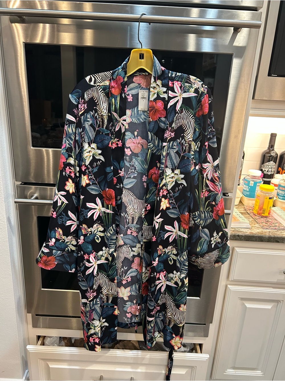 BNWT Banana Republic Black Tropical Floral & Zebra robe size S